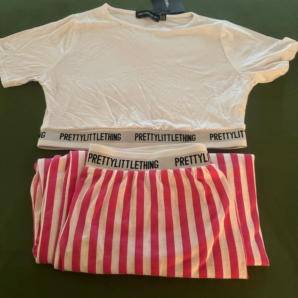 PrettyLittleThing PJ's - Picture 5 of 5